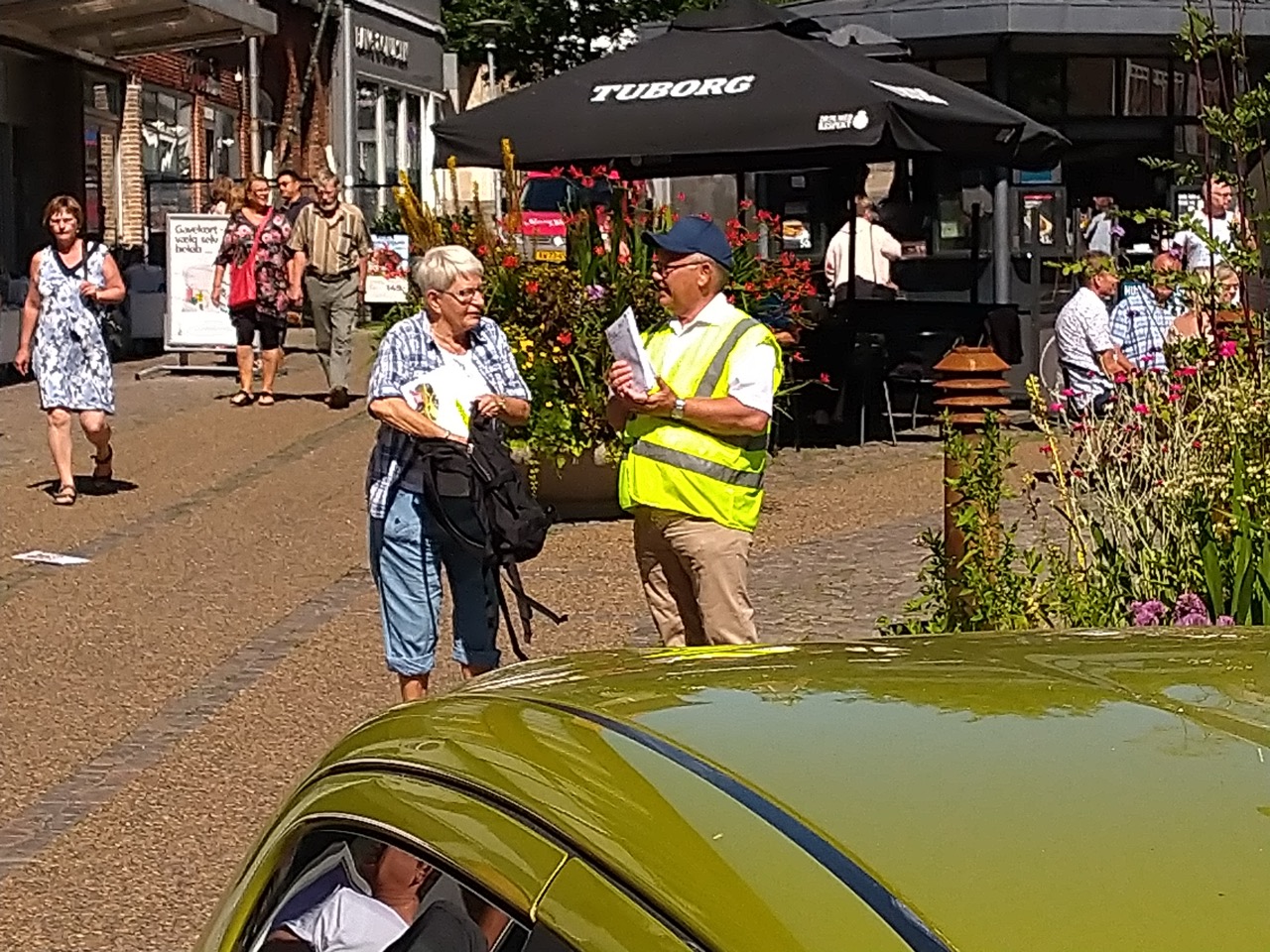 Kuvertsalg på Rådhustorvet